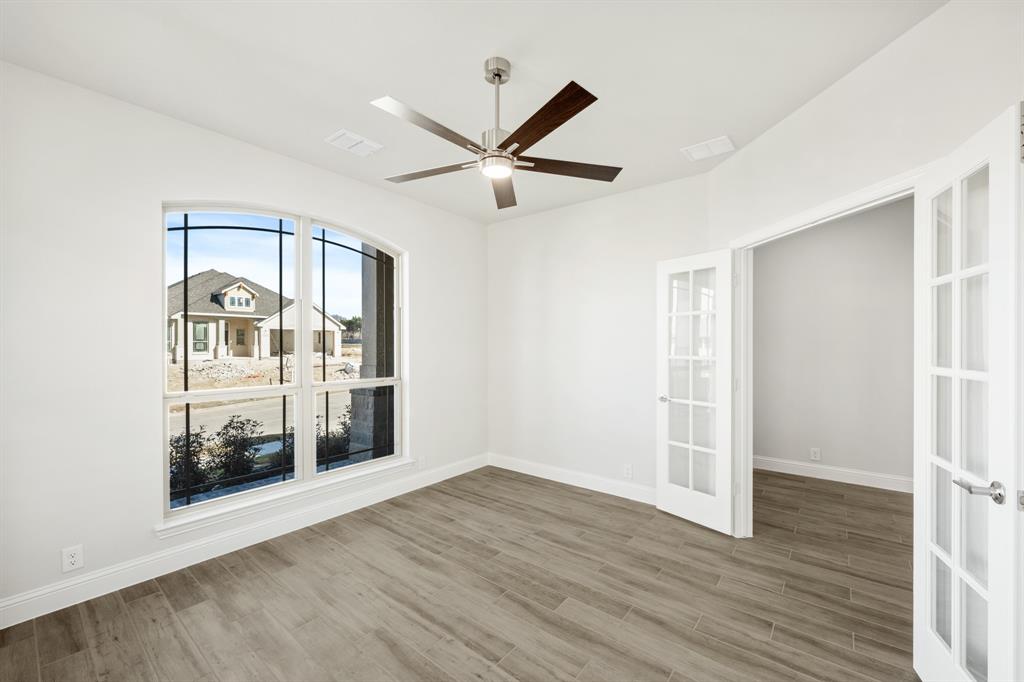 816 Yosemite Drive Property Photo 6