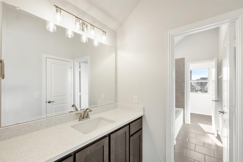 816 Yosemite Drive Property Photo 29