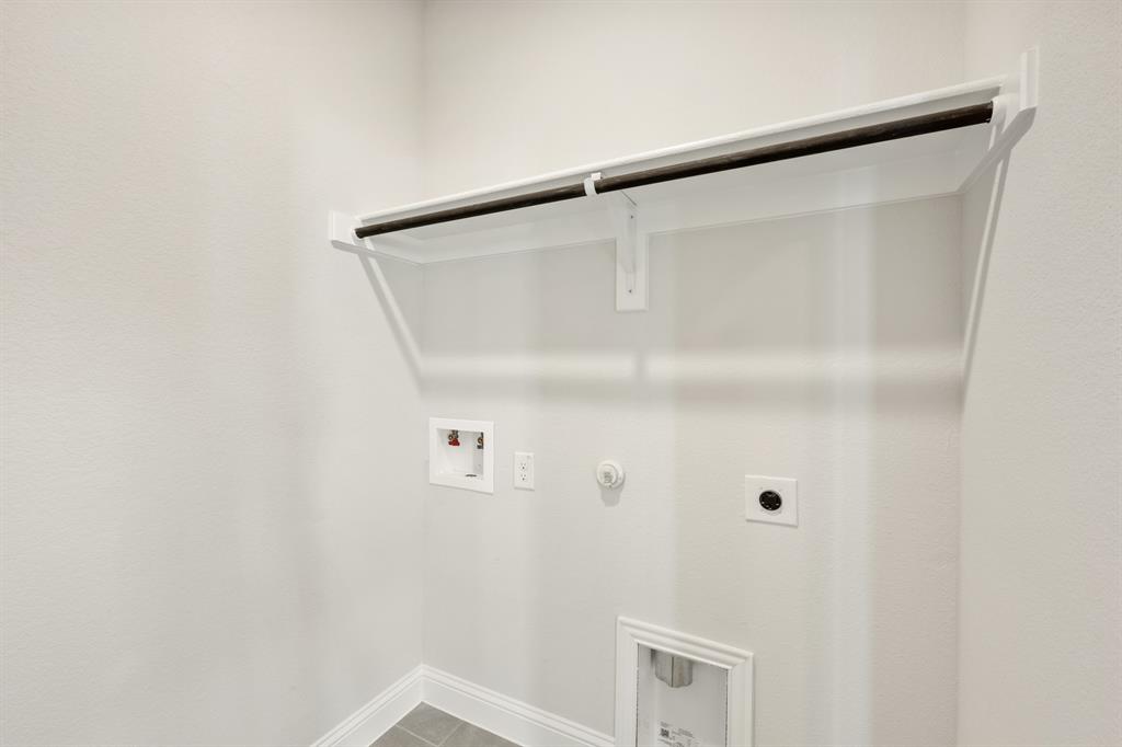 816 Yosemite Drive Property Photo 36