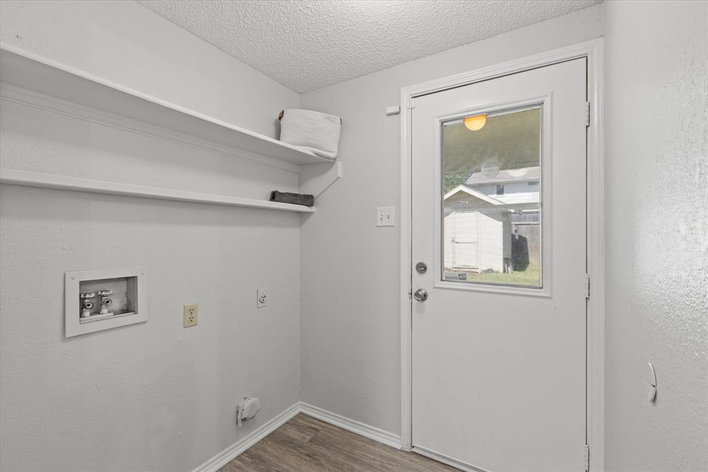 6706 Copperwood Court Property Photo 9