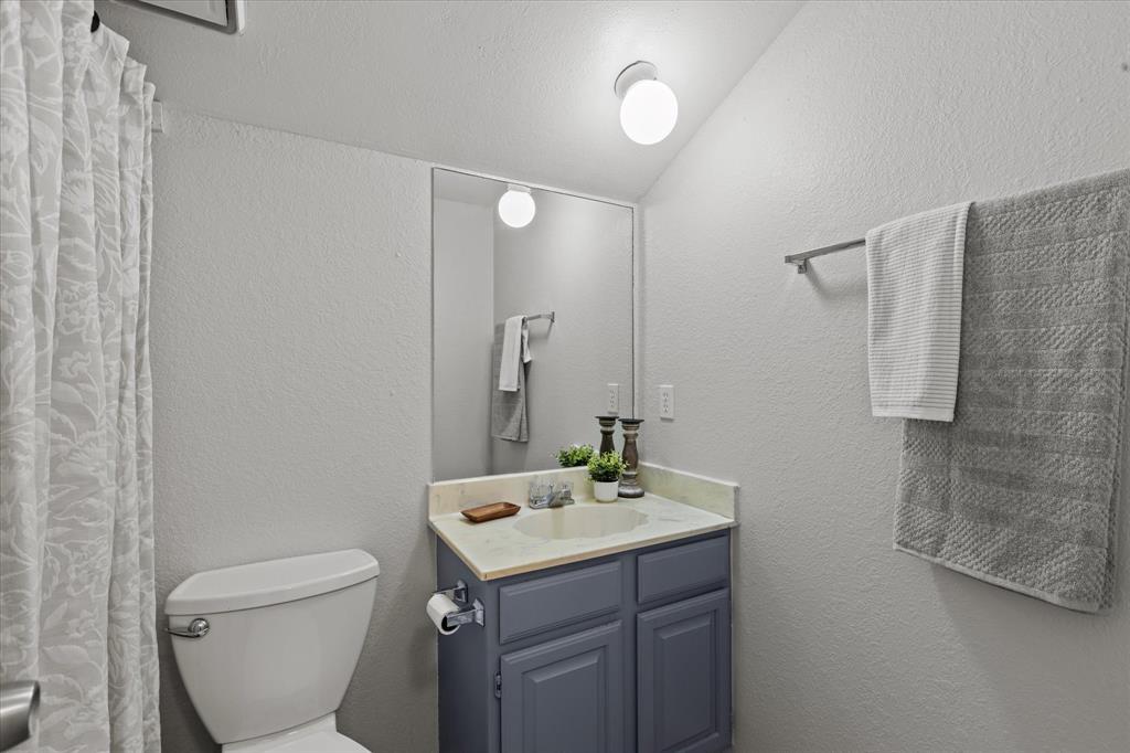 6706 Copperwood Court Property Photo 15