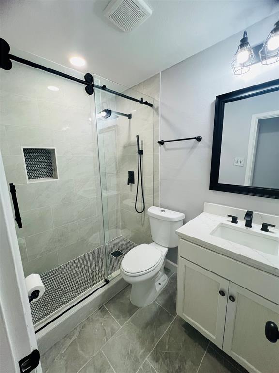 849 Russell Lane Property Photo 8