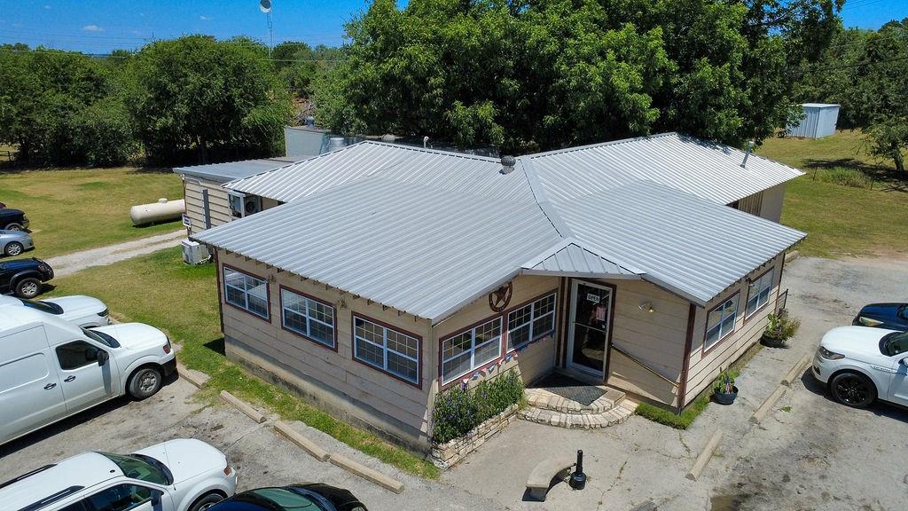 5080 & 5090a Tin Top Road Property Photo 9