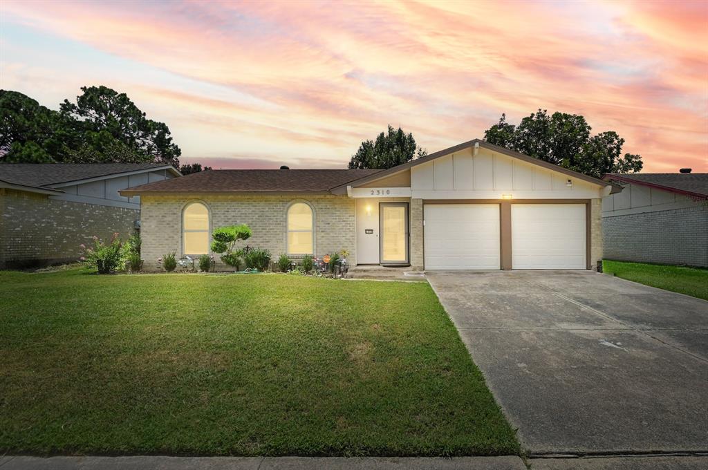 2310 Vassar Court Property Photo 1