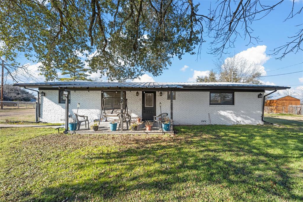 2386 Flat Rock Road Property Photo 1
