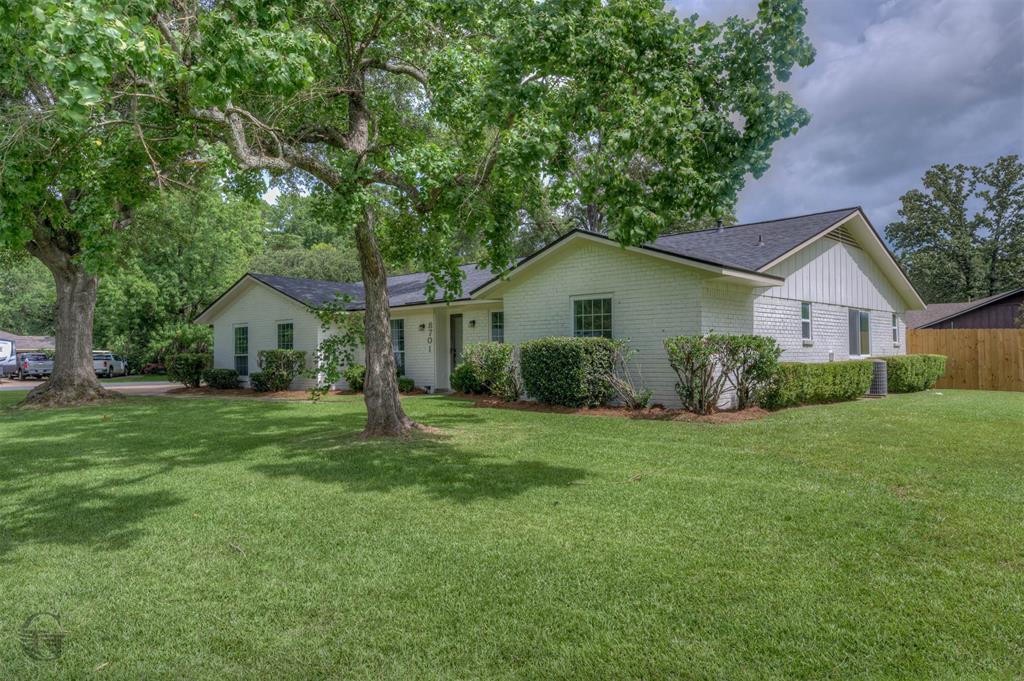 8701 Dogwood Trail Property Photo 1