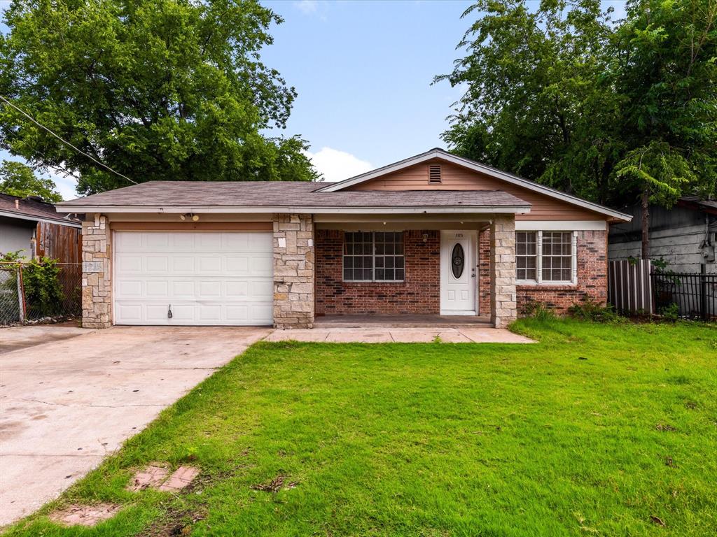 1175 Debbie Street Property Photo 1