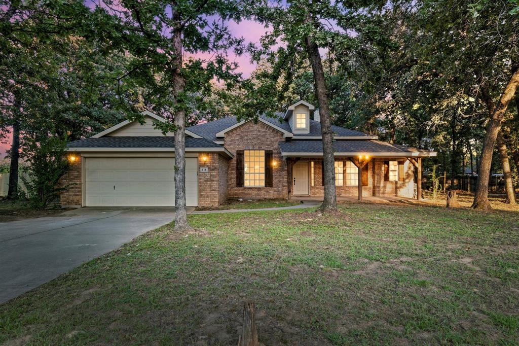 815 Sherry Lane Property Photo 1