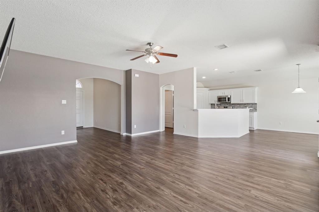 217 Cloudcroft Drive Property Photo 6