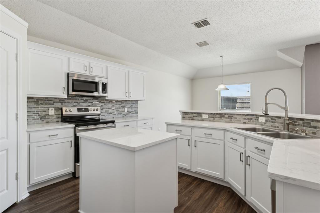 217 Cloudcroft Drive Property Photo 10