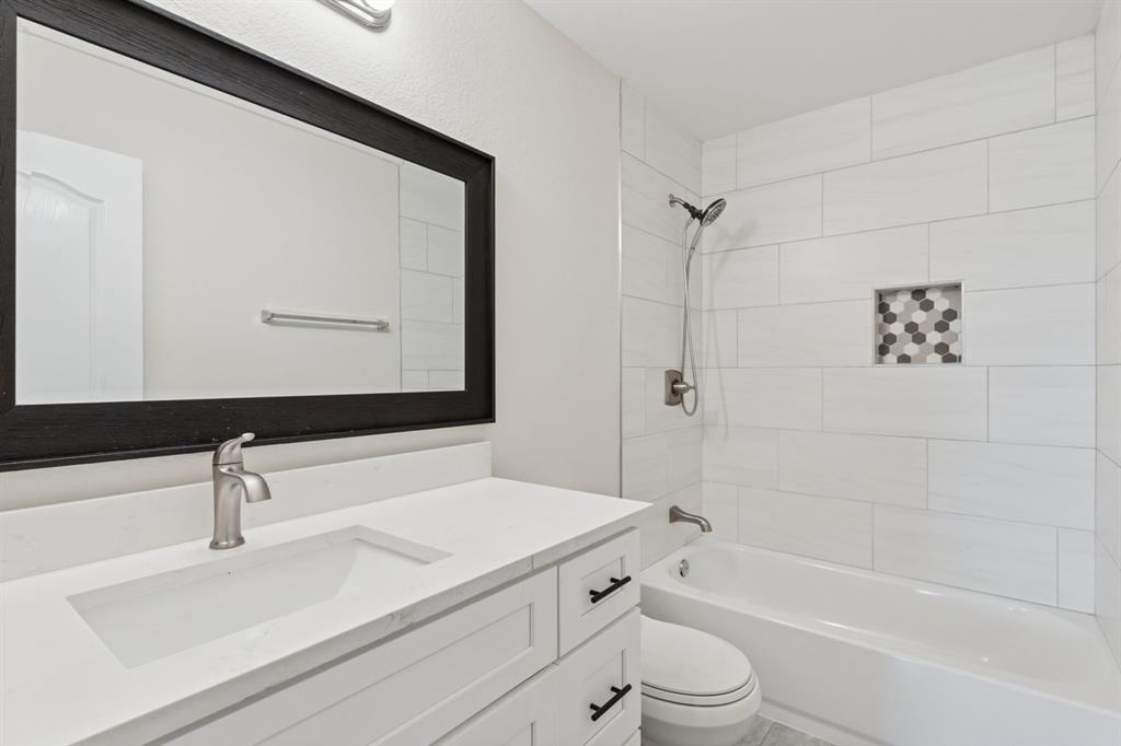 217 Cloudcroft Drive Property Photo 18