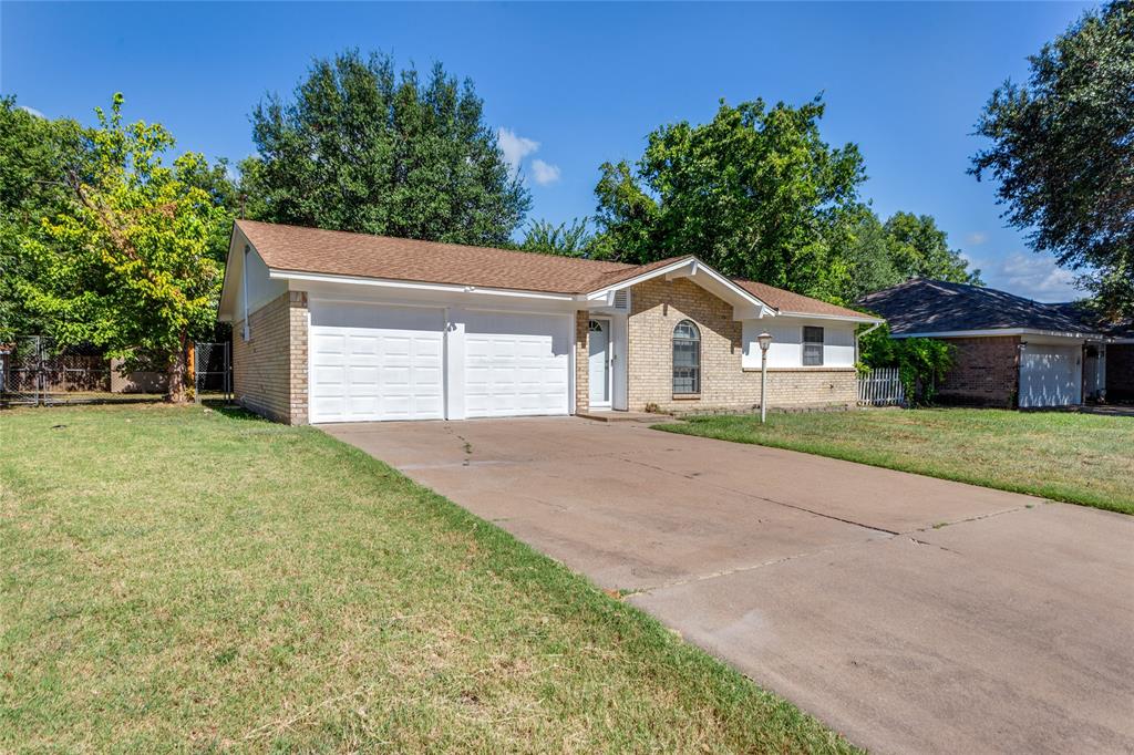 409 Celeste Street Property Photo 1