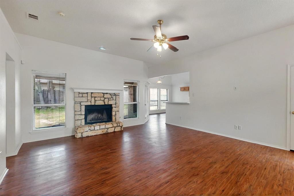 232 Cotton Wood Court Property Photo 2