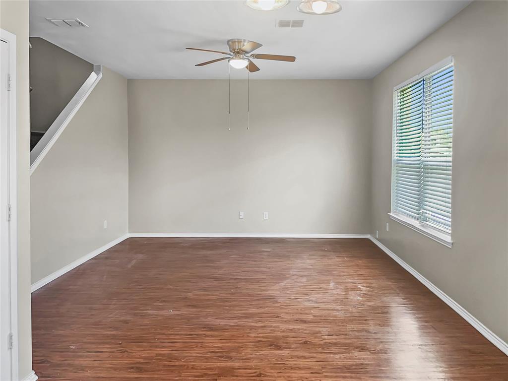213 Long Prairie Drive Property Photo 5