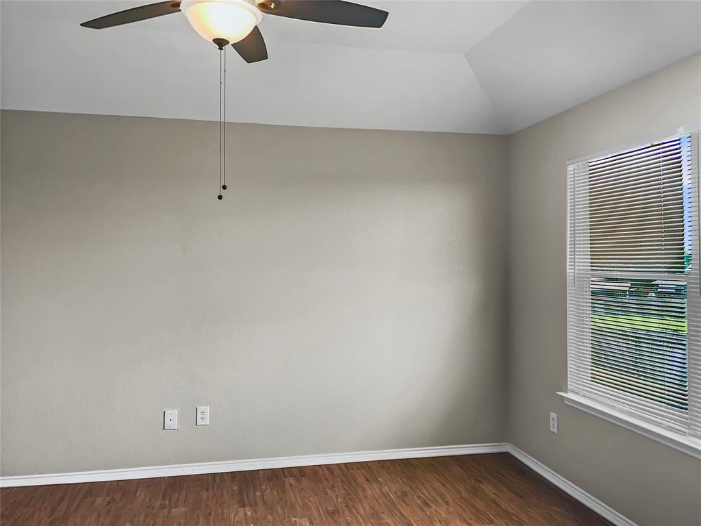 213 Long Prairie Drive Property Photo 11