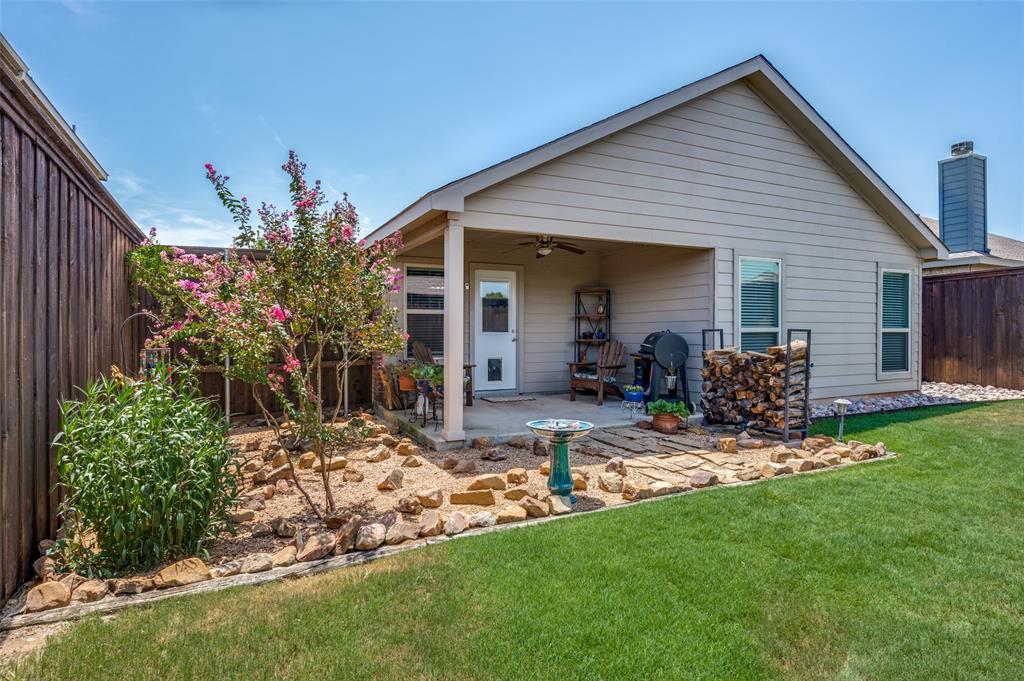 8725 Sierra Trail Property Photo 4