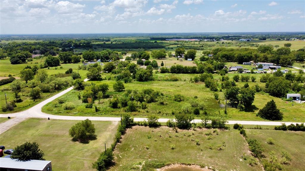 213 County Road 3072 Property Photo 12