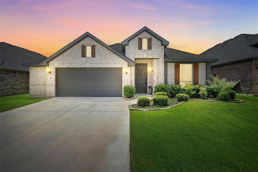 4225 Ambergate Drive Property Photo 1