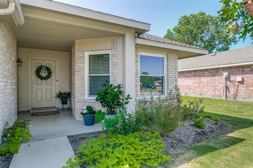 711 Overton Drive Property Photo 1