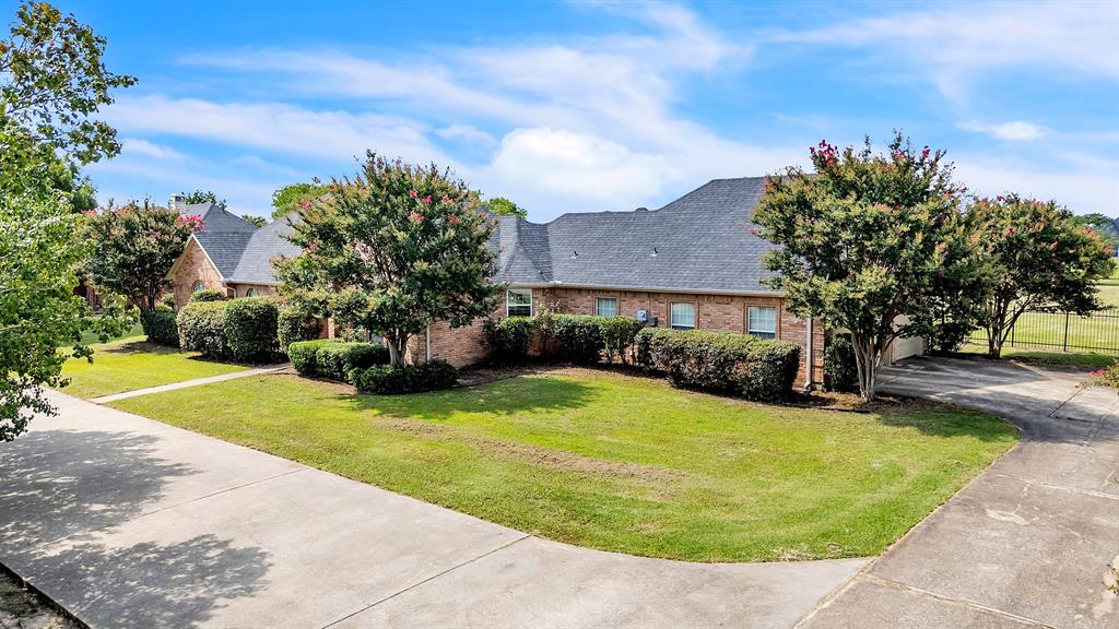 1200 E Remington Park Drive Property Photo 1