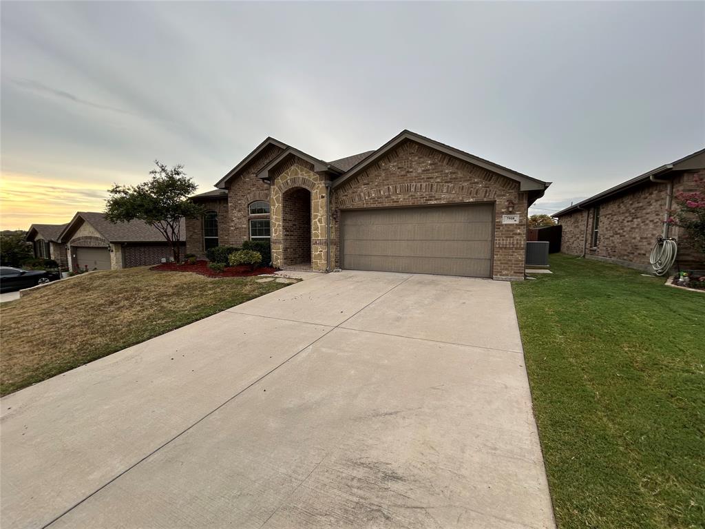 7908 Wilson Cliff Court Property Photo 1