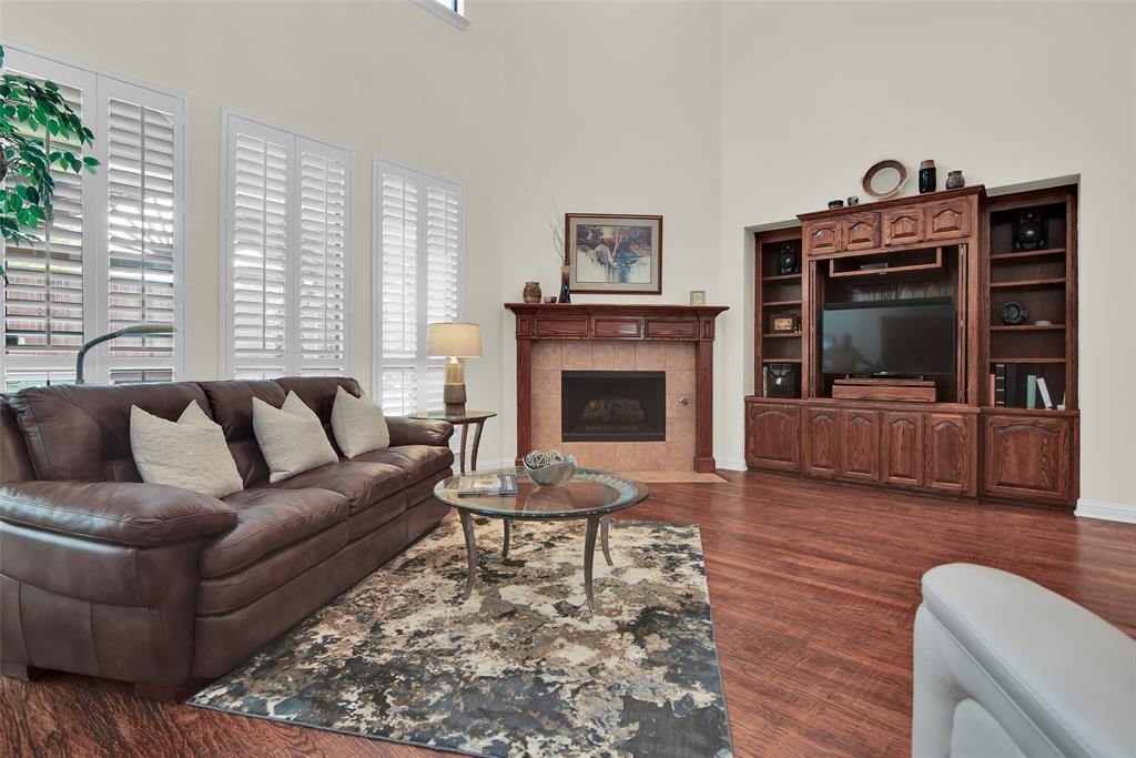 4301 Landsdowne Drive Property Photo 7