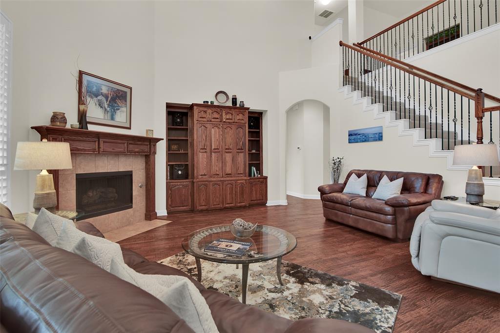 4301 Landsdowne Drive Property Photo 8