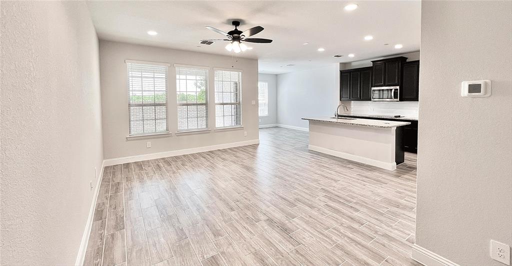 670 Sandiford Property Photo 1