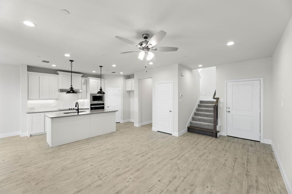 670 Sandiford Property Photo 11
