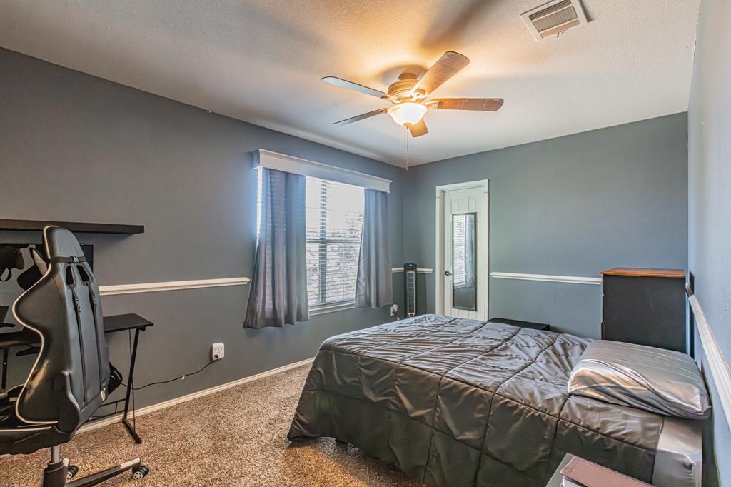 8837 Stirrup Way Property Photo 11