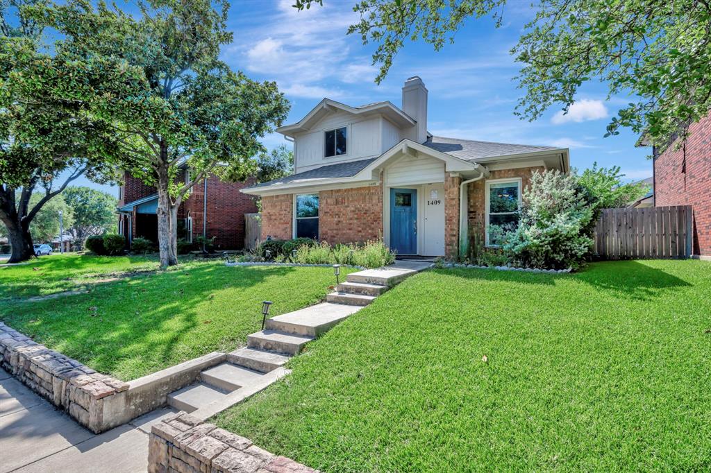 1409 Golden Gate Drive Property Photo 1