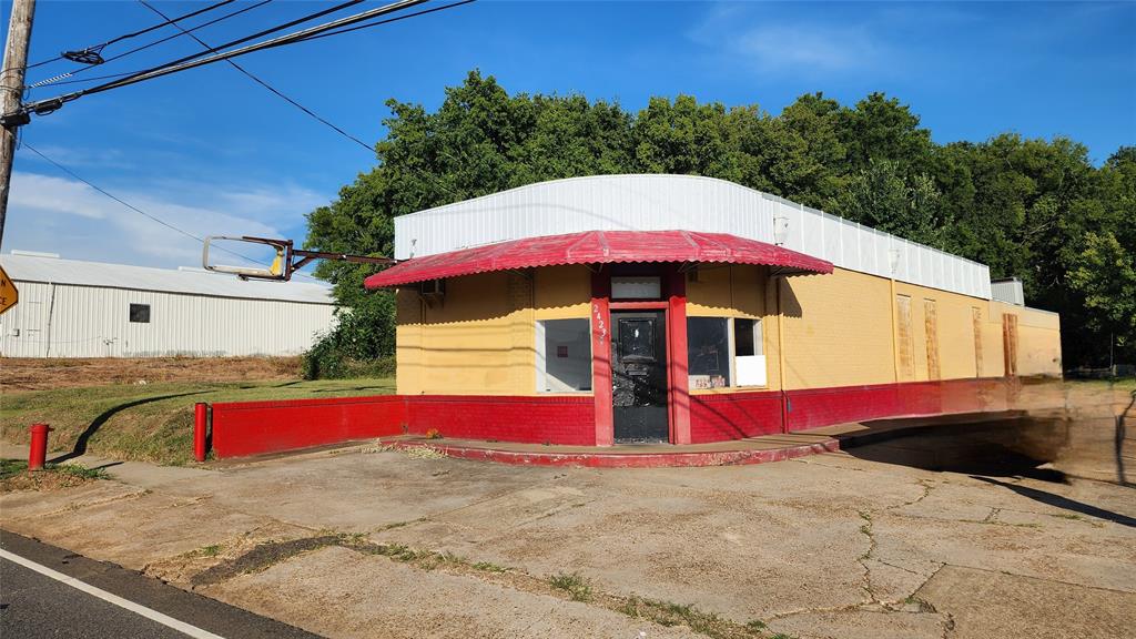 2423 Texas Avenue Property Photo 1