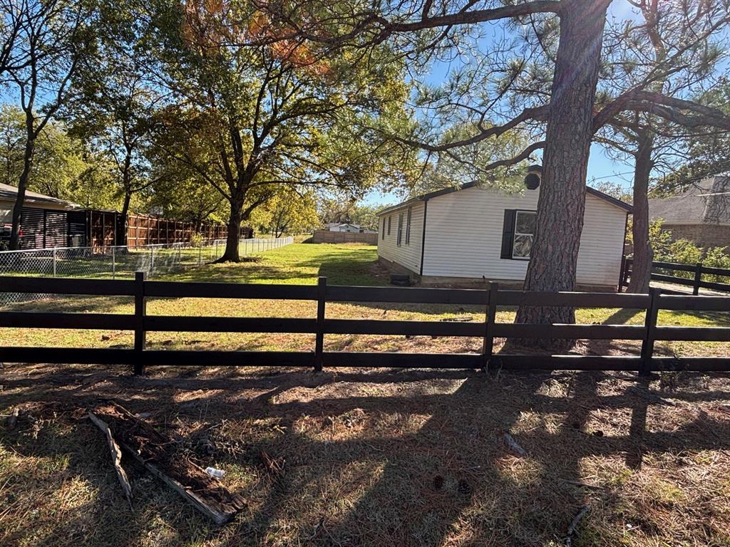 10922 Limestone Drive Property Photo 1
