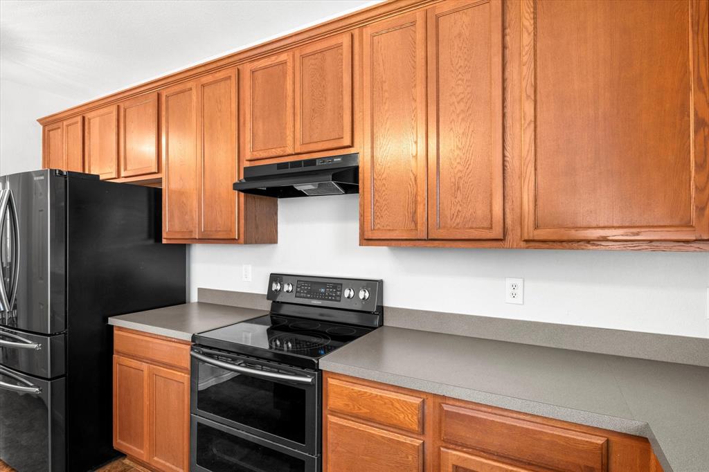 1700 Cowtown Court Property Photo 8