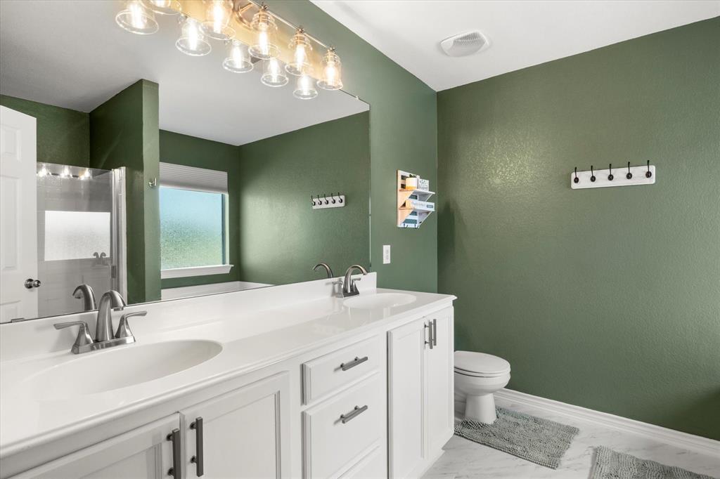 1700 Cowtown Court Property Photo 12