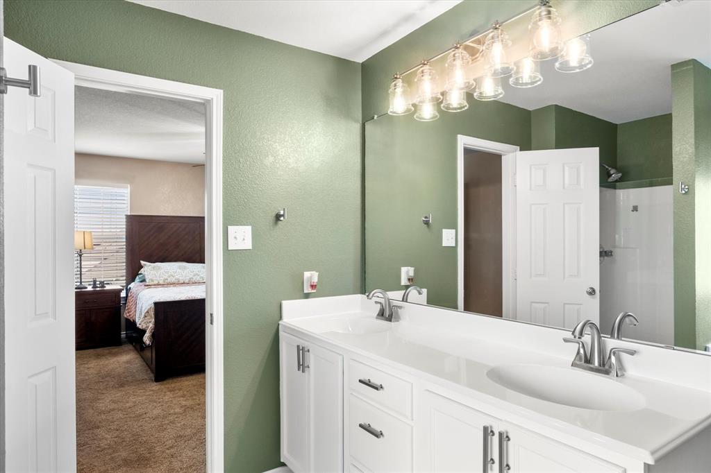 1700 Cowtown Court Property Photo 13