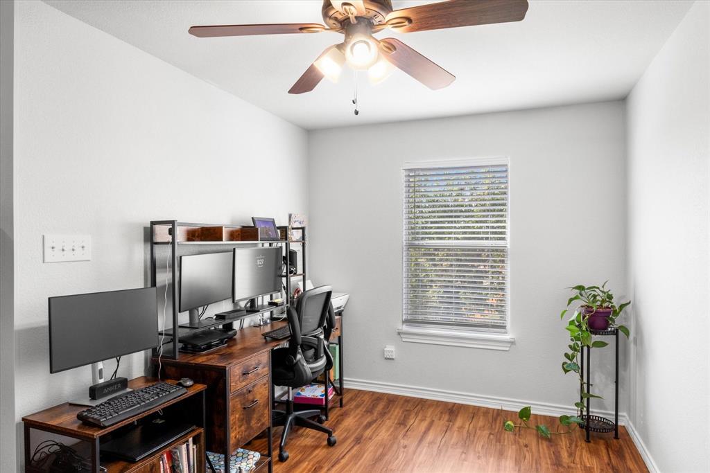 1700 Cowtown Court Property Photo 17