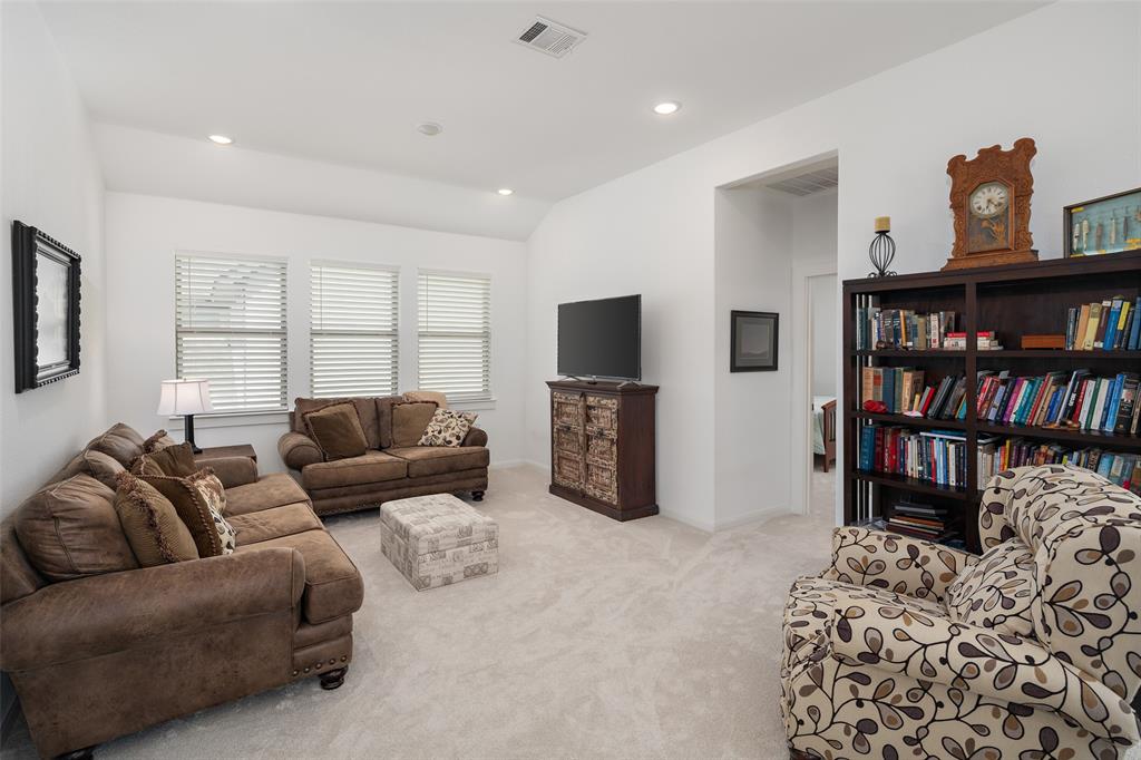4881 Miles Way Property Photo 28