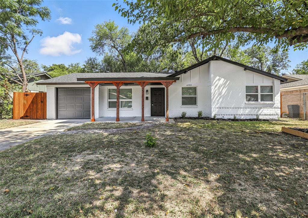 4709 Alandale Drive Property Photo 1