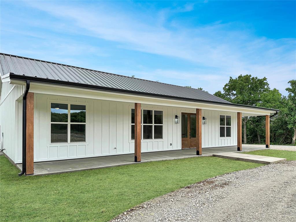 6111 Frazier Trail Property Photo 1