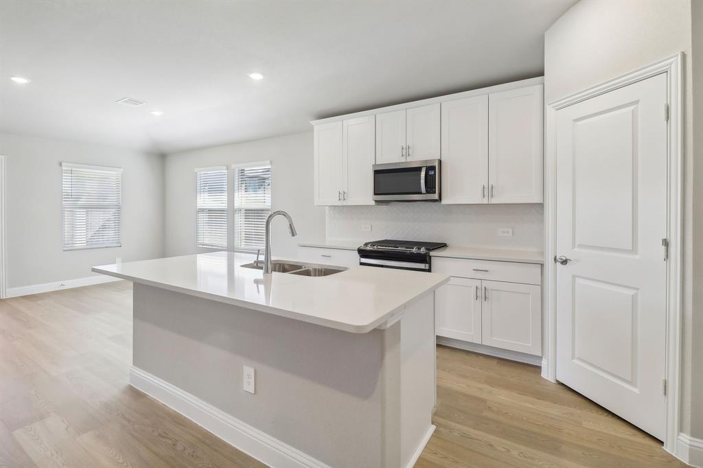 2123 Horseshoe Lane Property Photo 1