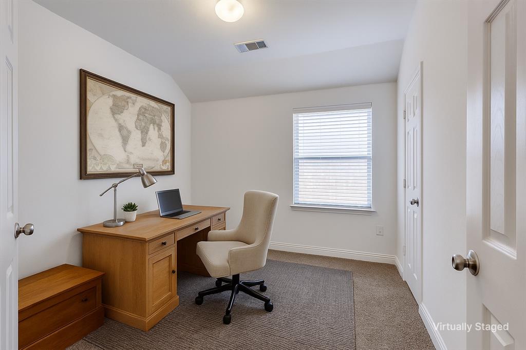 1209 Roadrunner Drive Property Photo 5