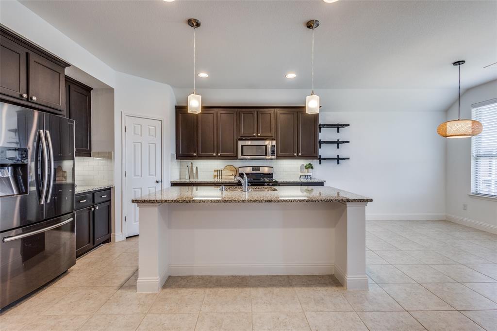 1209 Roadrunner Drive Property Photo 7