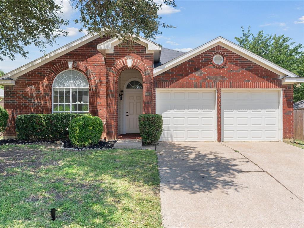 2078 Amherst Drive Property Photo 1
