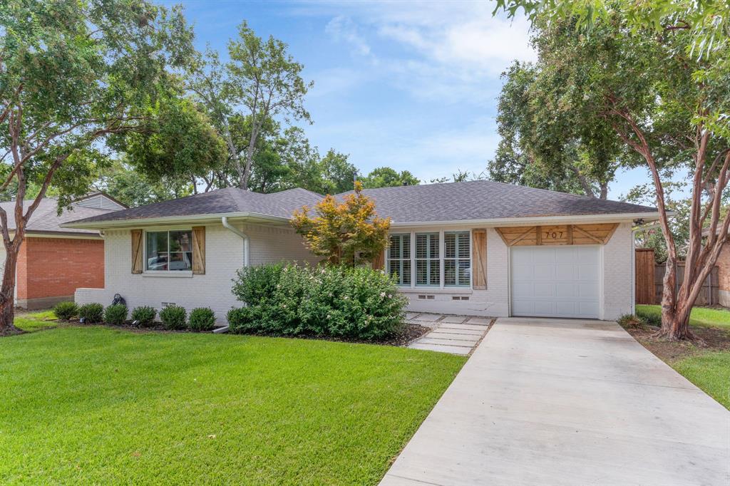 707 Dumont Drive Property Photo 1