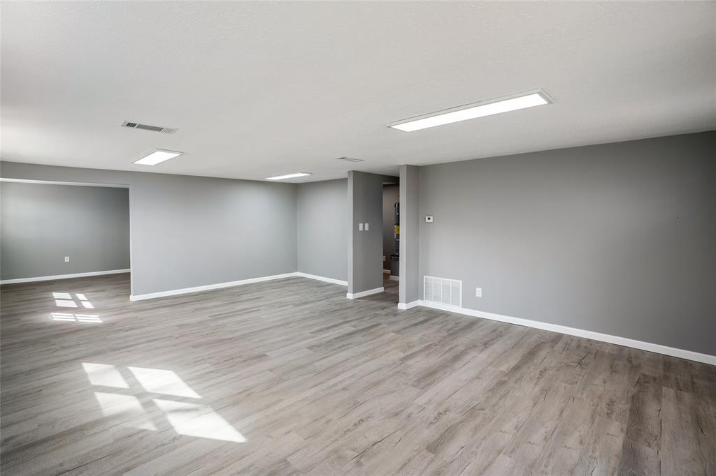 3028 Farm Road 2560 Property Photo 1