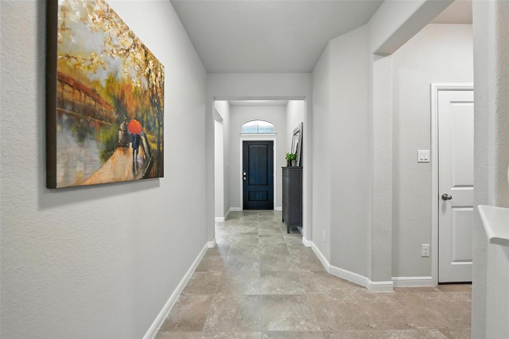 9204 Lace Cactus Drive Property Photo 3