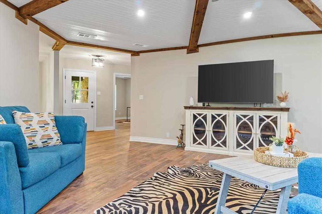 3700 Nw County Road 0016 Property Photo 8