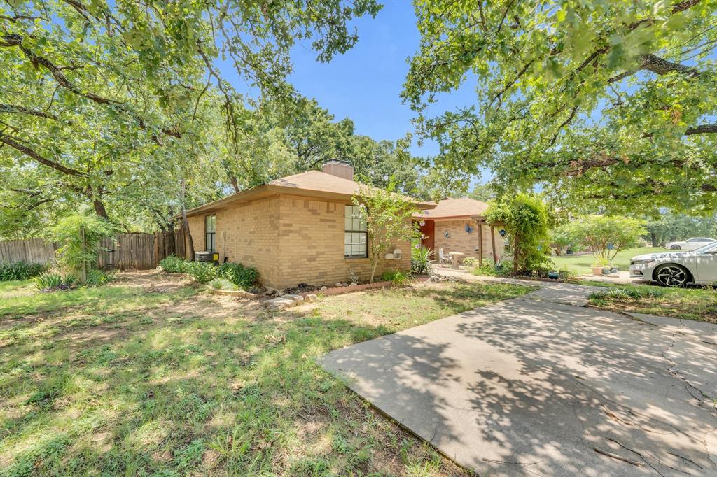 728 Woodland Court
