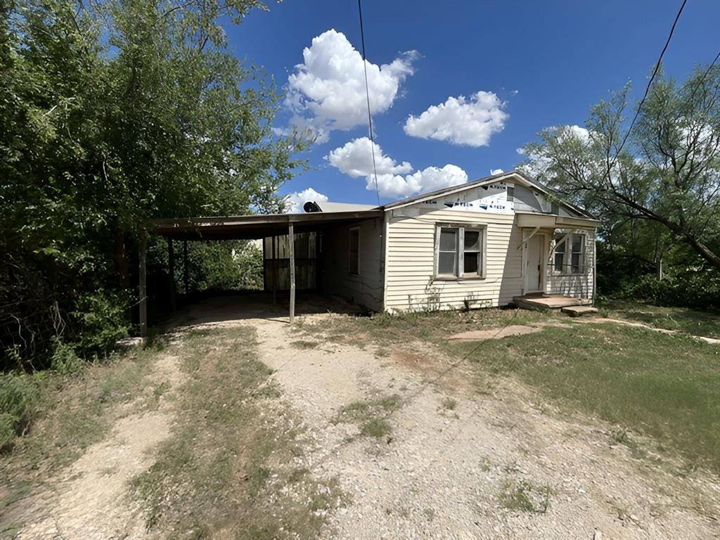 507 Lois 191 Property Photo 1